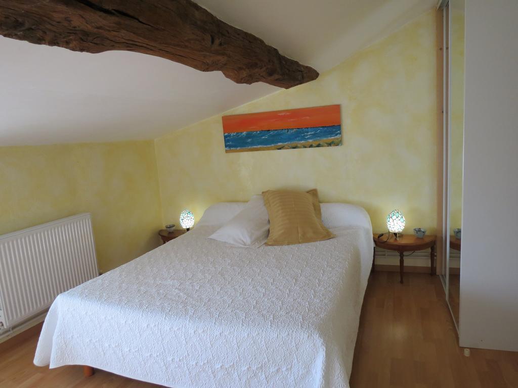 劳比诺斯住宿加早餐旅馆 Saint-Aubin-la-Plaine 客房 照片